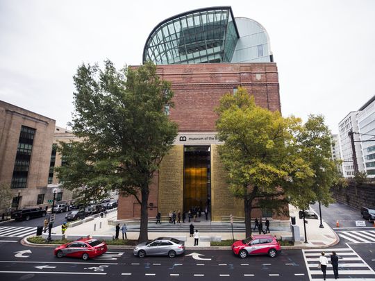 636464335671510207-epa-usa-museum-bible.16